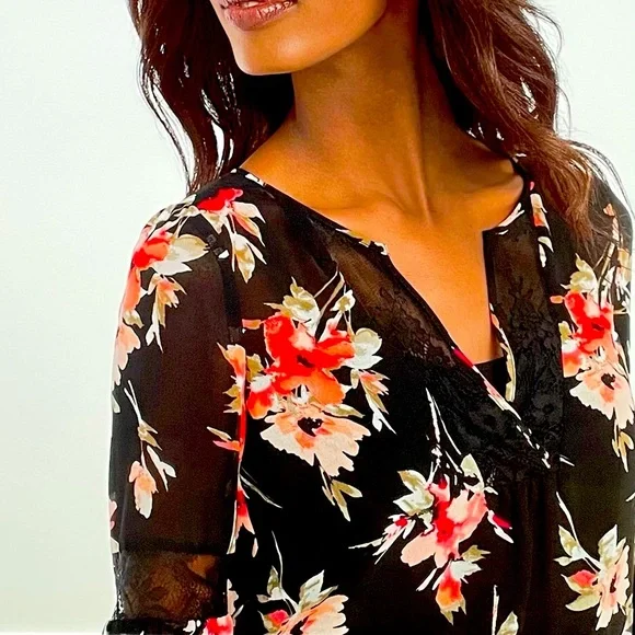 NWT WHBM Romantic Floral Print Dress.. Size 0 - Picture 4 of 15